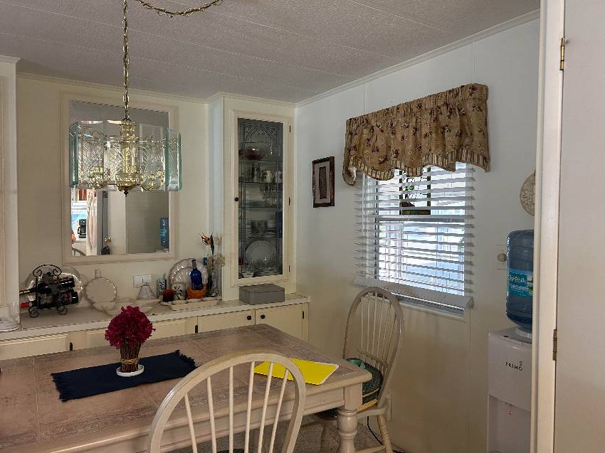 7907 Lakeshore Drive a Ellenton, FL Mobile or Manufactured Home for Sale